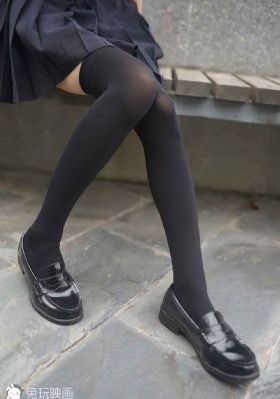 色呦呦免费看_完整版电影在线观看