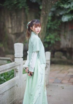 人鱼校花_免费超清在线观看