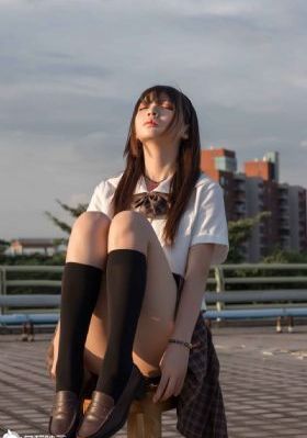 电视剧度年华免费观看全集完整版_720迅雷电影在线