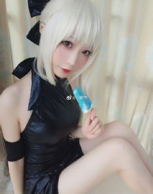 女大学生的沙龙室三中文字幕_4K免费高清观看