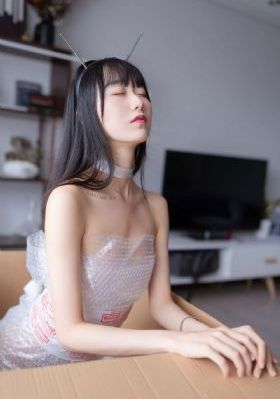 美女撒尿隐私免费_BD国语在线视频观看